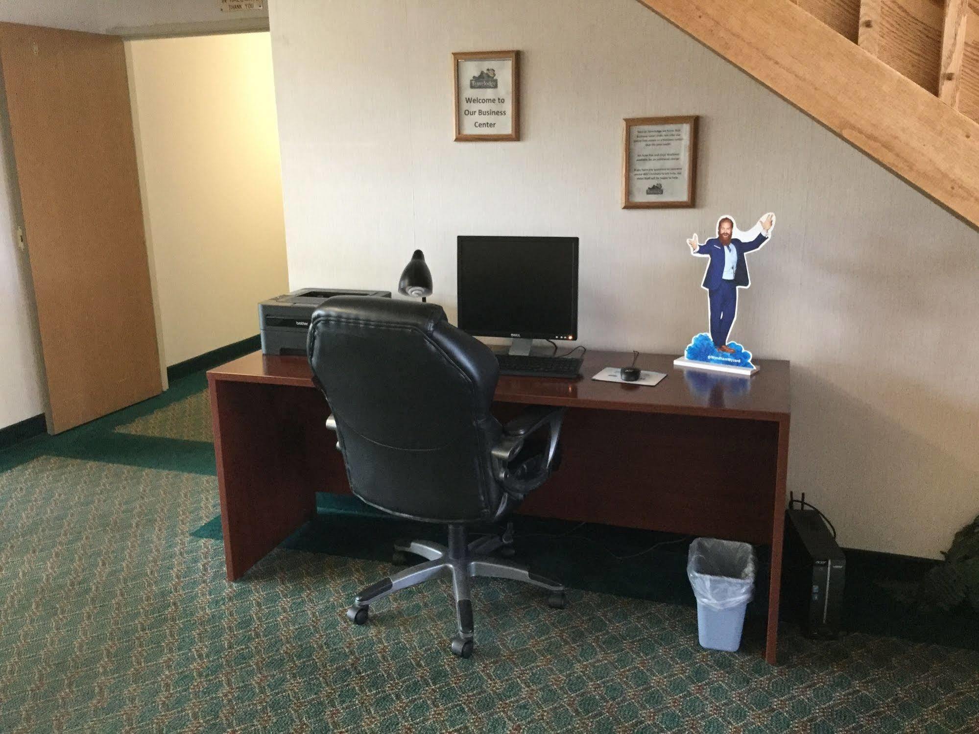 Travelodge By Wyndham Spearfish Zewnętrze zdjęcie