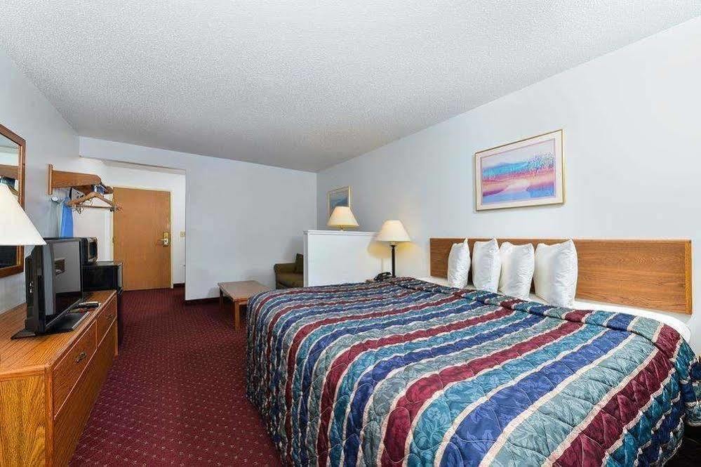 Travelodge By Wyndham Spearfish Zewnętrze zdjęcie