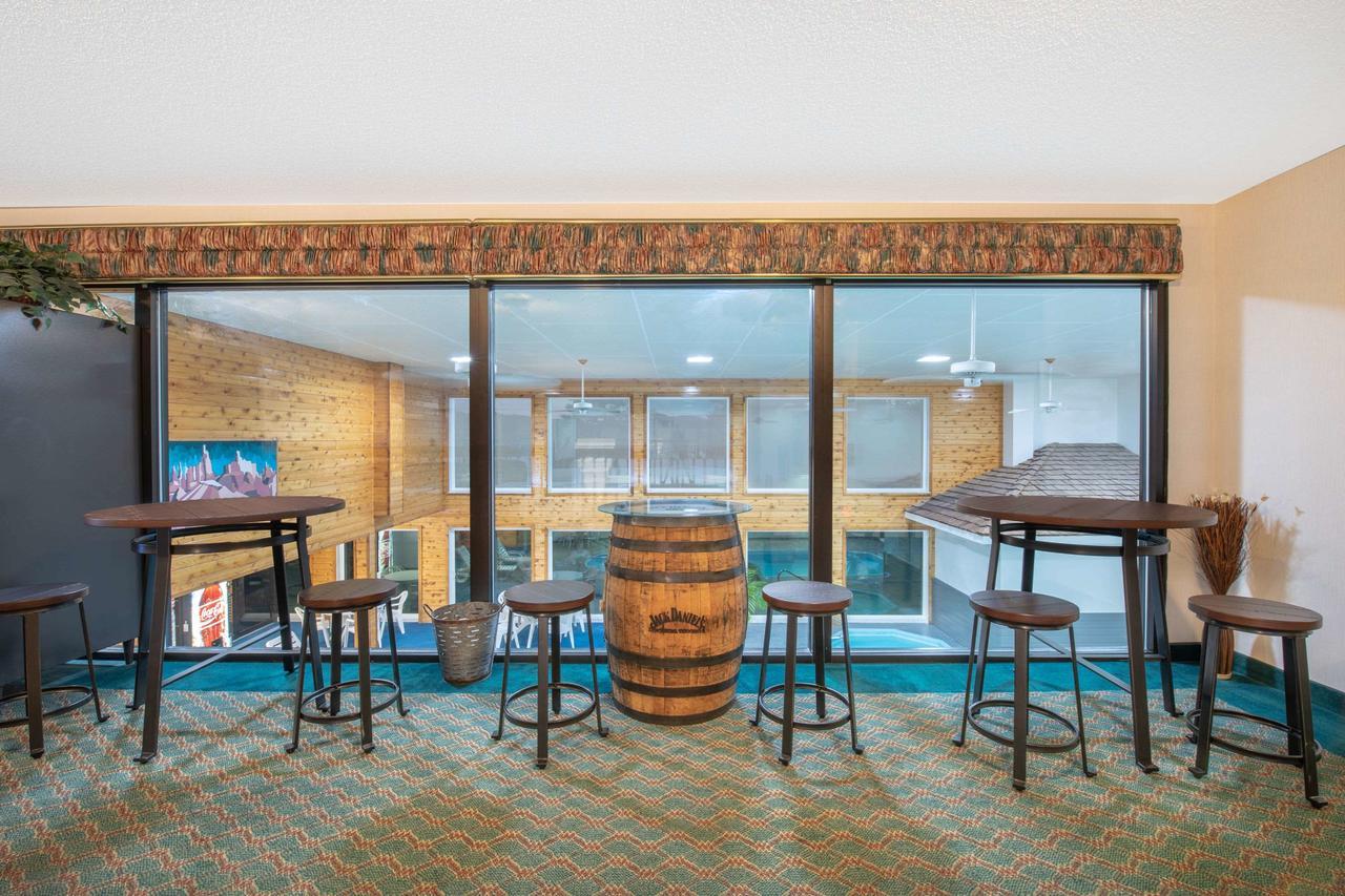 Travelodge By Wyndham Spearfish Zewnętrze zdjęcie